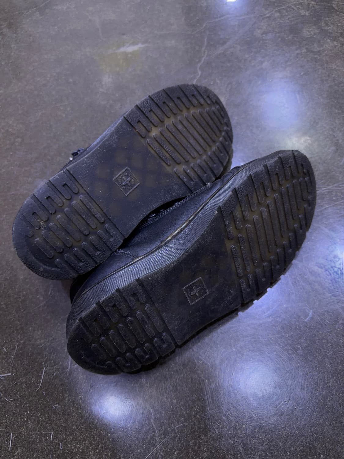 닥터마틴 단테 지퍼 스니커즈 블랙 230 상품이미지7