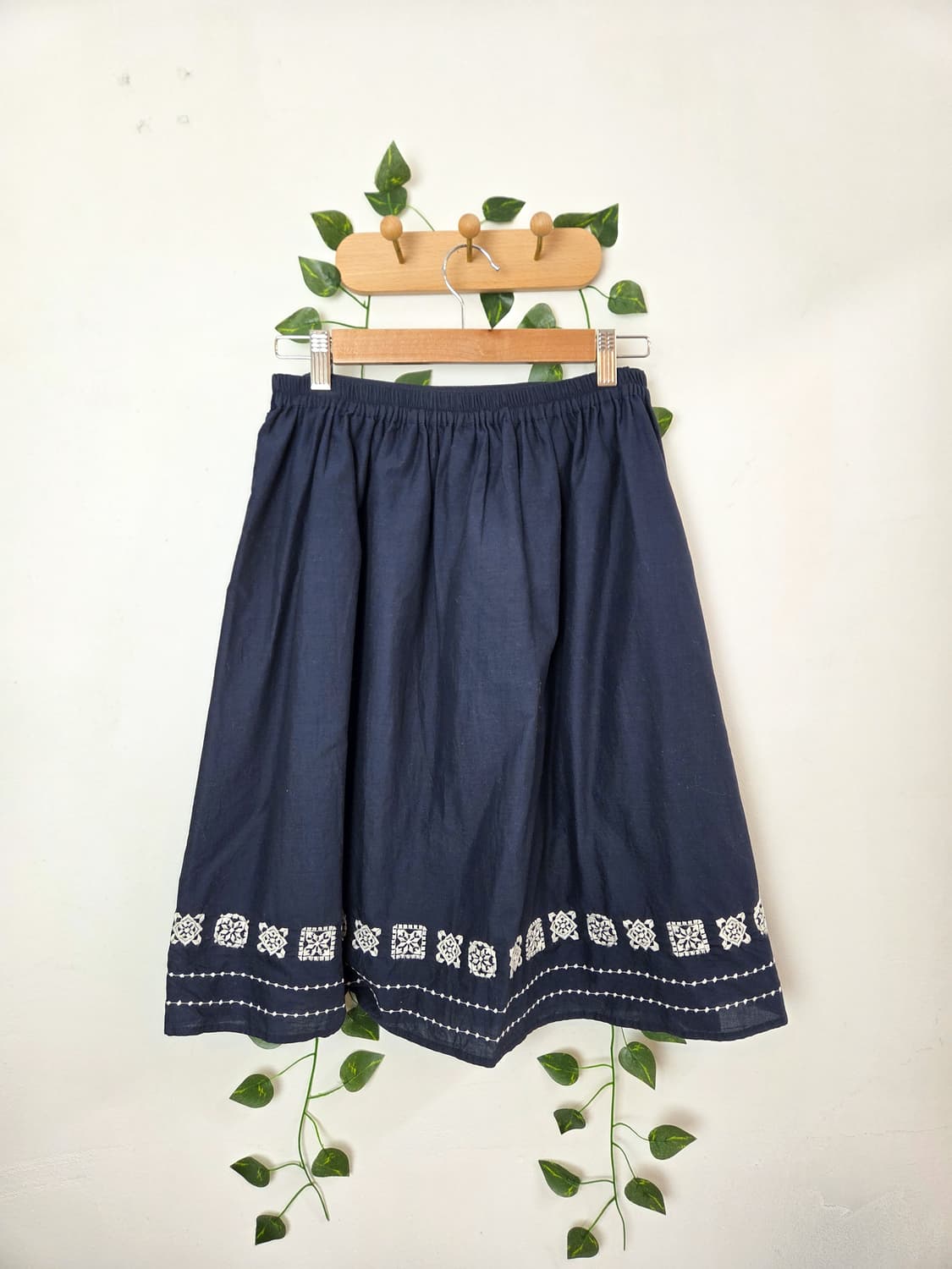 ehka sopo 미디 자수 스커트 상품이미지4