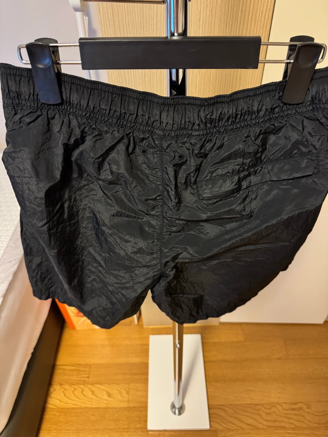 스톤아일랜드 나일론메탈 반바지 블랙 미친 가격에 판매합니다! 상품이미지2