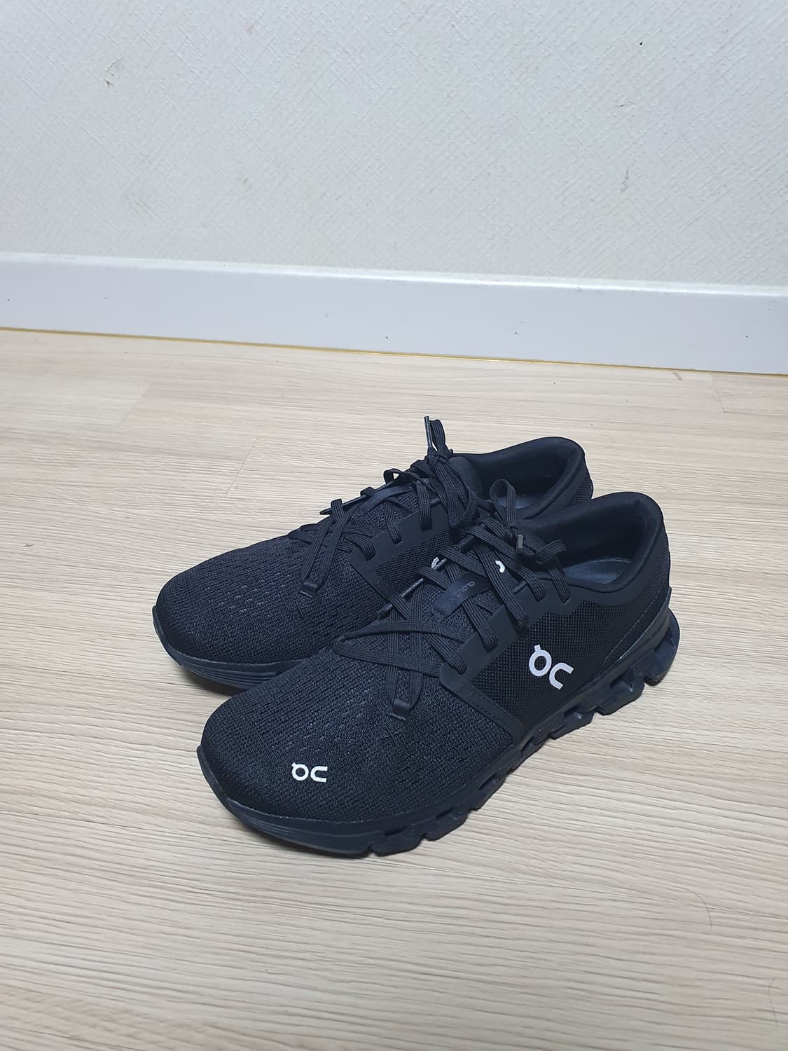 온러닝 클라우드 X 4 운동화 285 상품이미지4