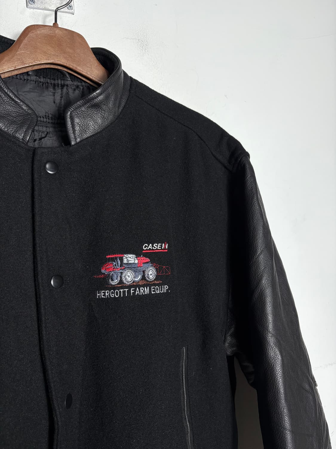 Canada sports wear 캐나다 스포츠웨어 울 바시티 자켓 상품이미지3