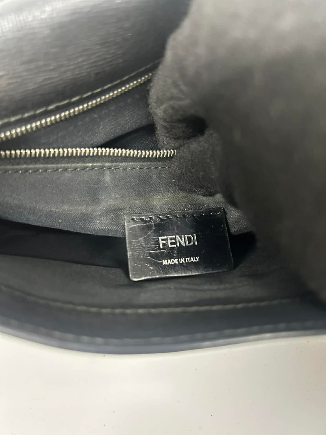 펜디 빈티지 레더 클러치백 상품이미지7