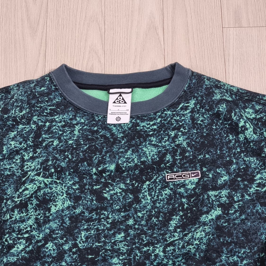 나이키 ACG 맨투맨 옥블랙 상품이미지2