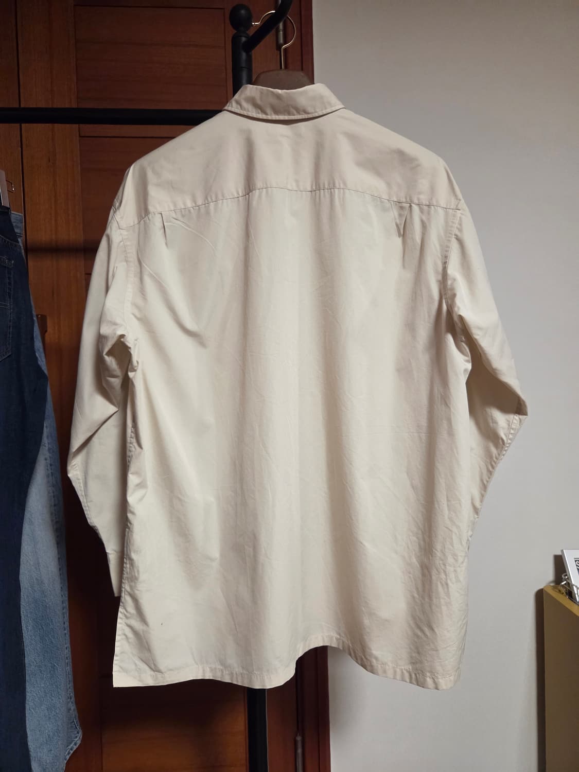 유니클로U 아이보리 오버핏셔츠 L사이즈 상품이미지2