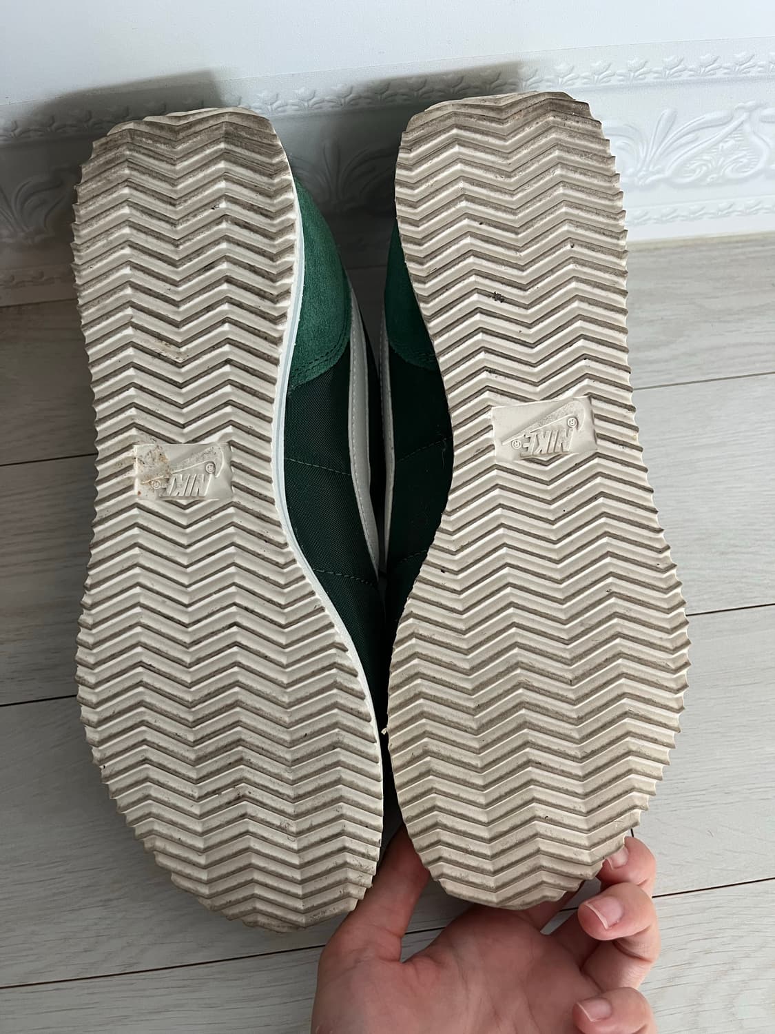 나이키 코르테즈 그린 우먼스  DZ2795-300 240사이즈 상품이미지3