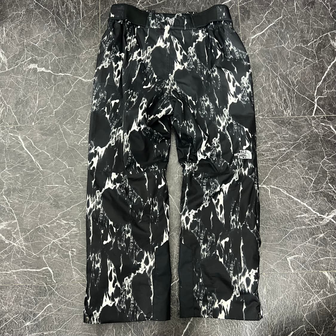 노스페이스 그래비티 패턴 스노우 트랙 팬츠 상품이미지5