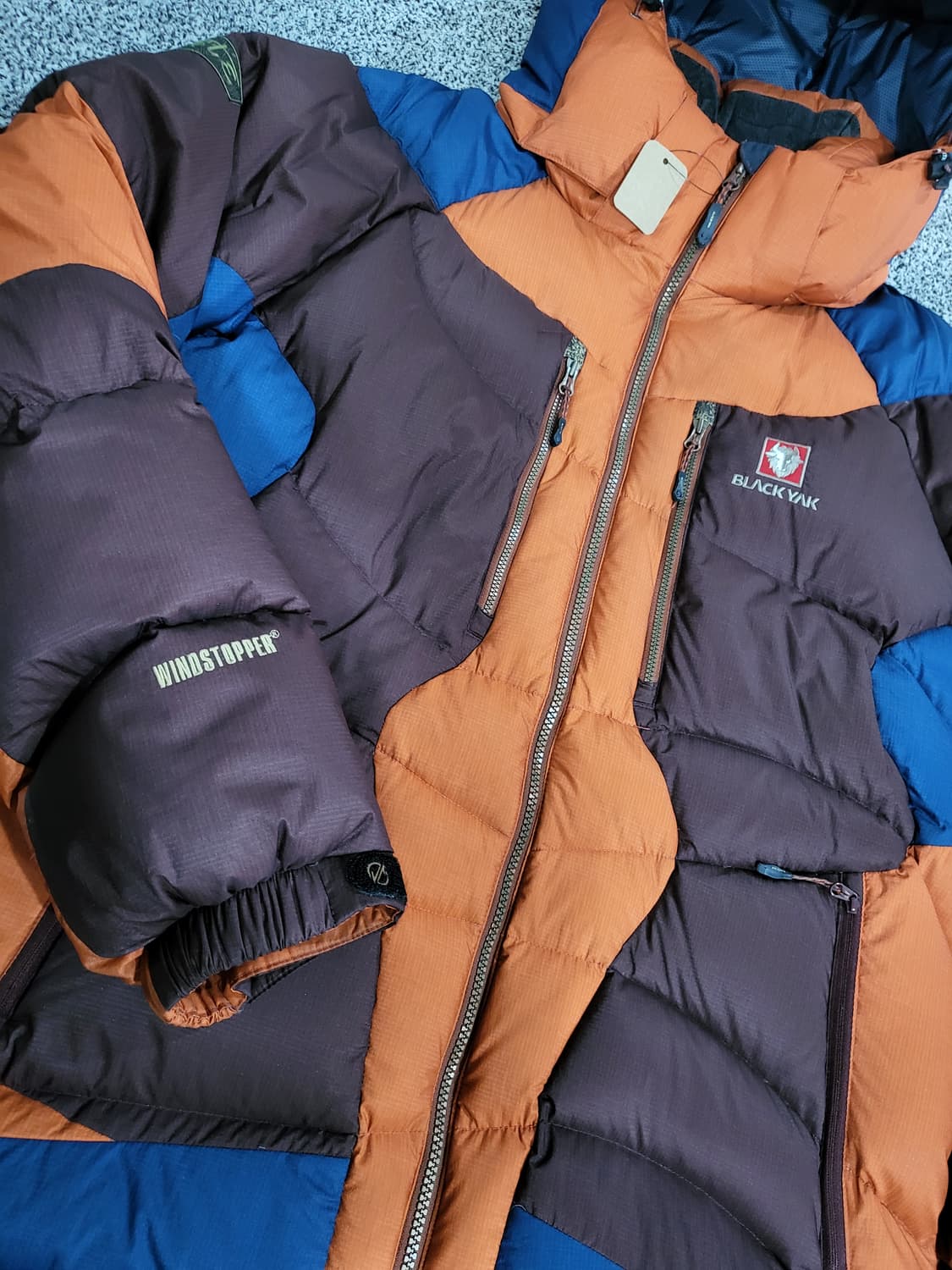 블랙야크 구스다운 자켓 상품이미지3