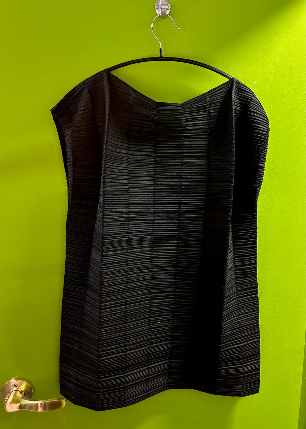 이세이미야케 플리츠플리즈  블랙 상의(4사이즈) 상품이미지4