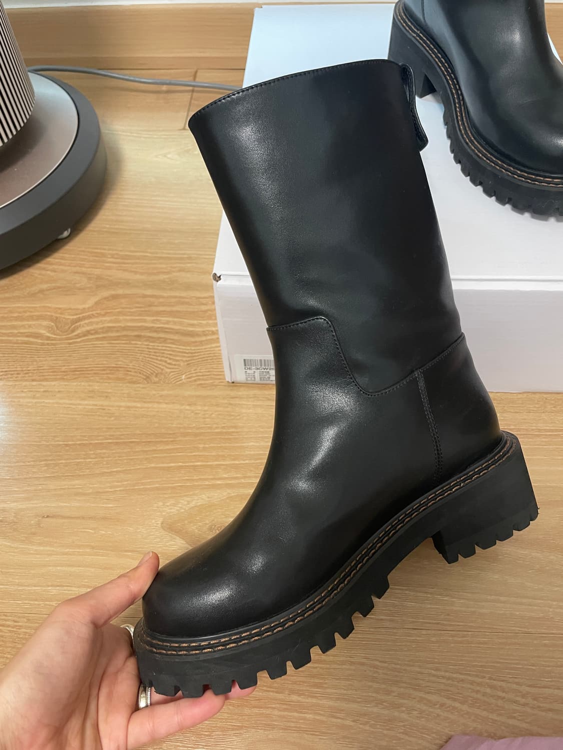 슈콤마보니 미들 부츠 Fev Young muz boots 상품이미지5