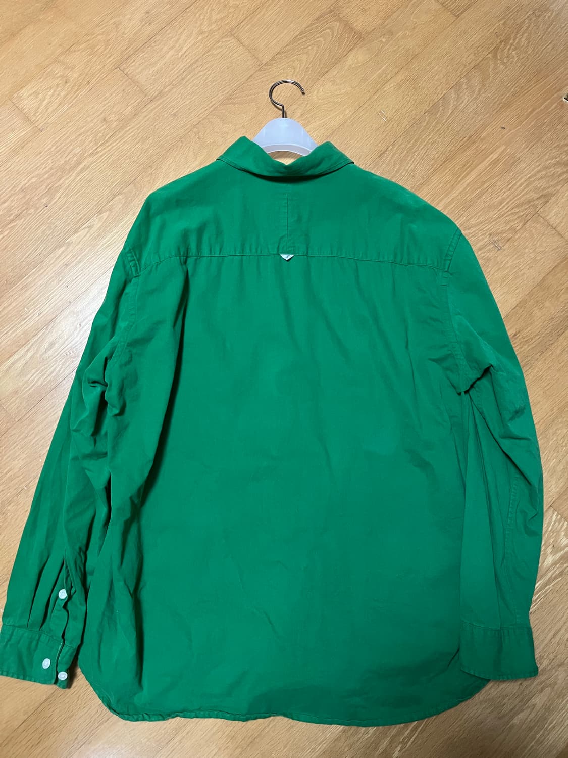 [1] 이얼즈어고 포이카 셔츠 클래식핏 삼록그린 상품이미지2