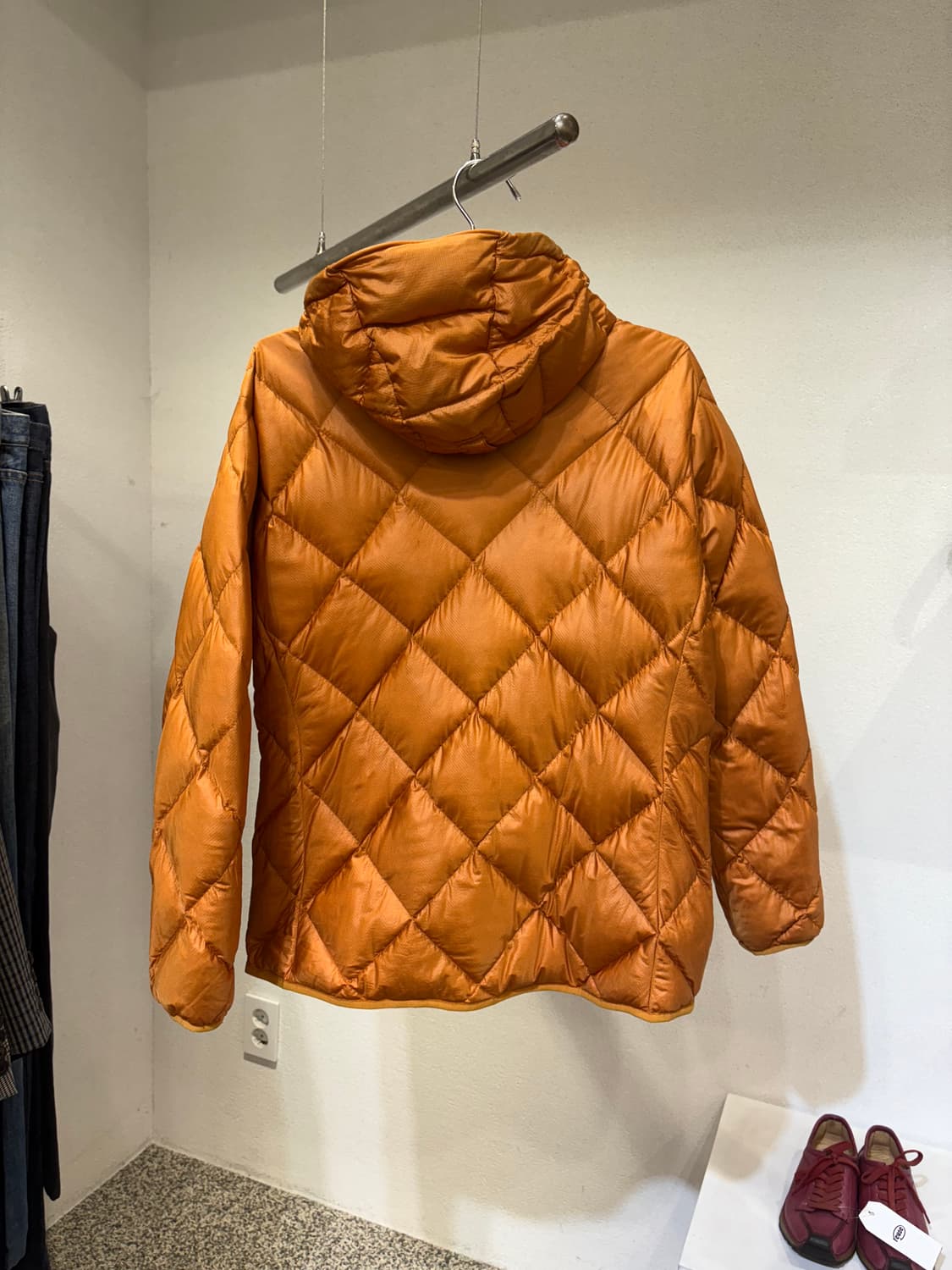 몽벨 다이아몬드 퀄팅 후드패딩 상품이미지5