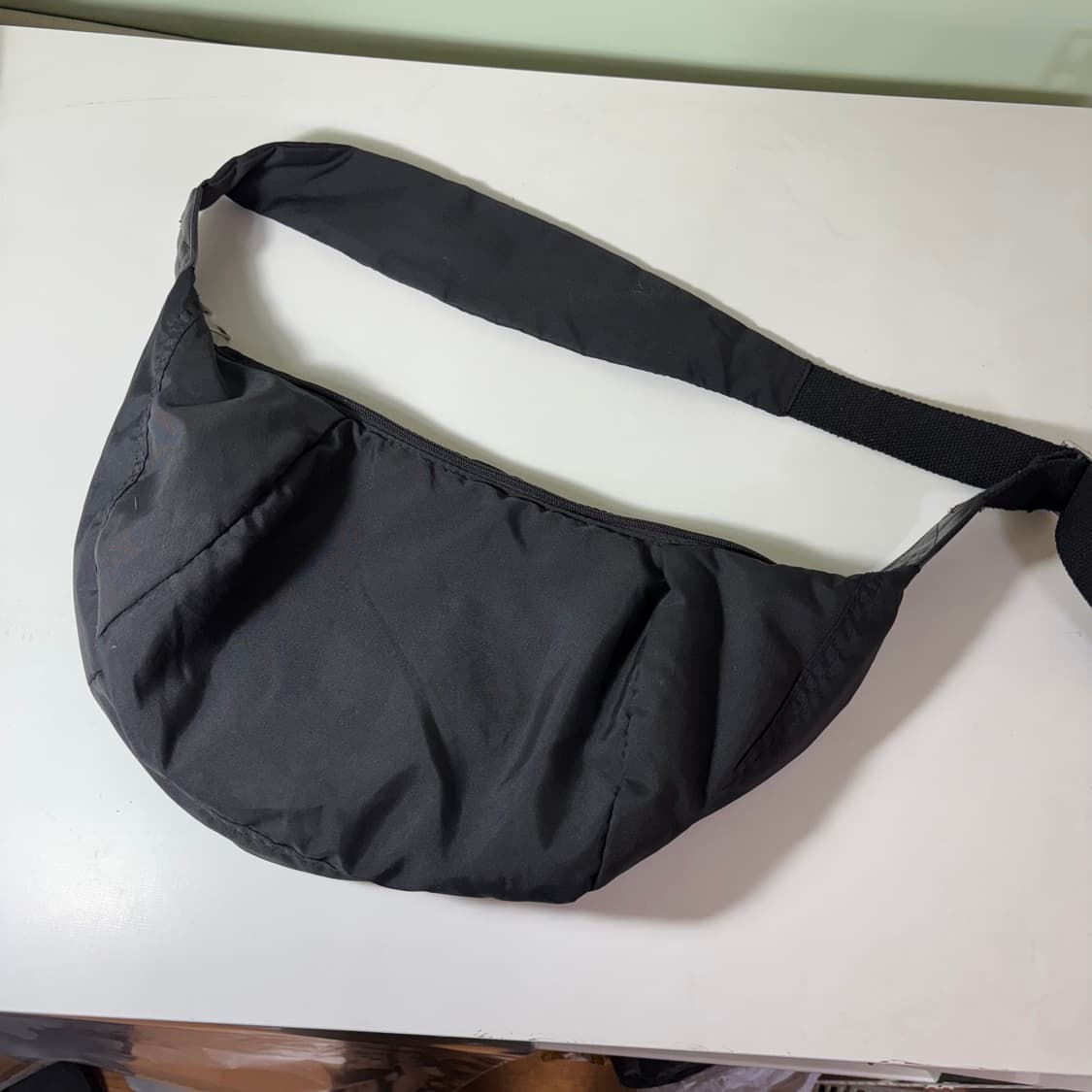 OS VTG 블랙 크루아상 크로스백 상품이미지2