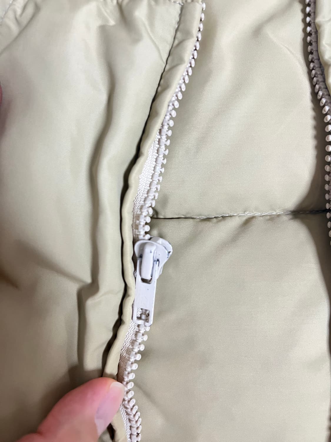 80s 에디바우어 다운 베스트 (조끼 패딩) 상품이미지4