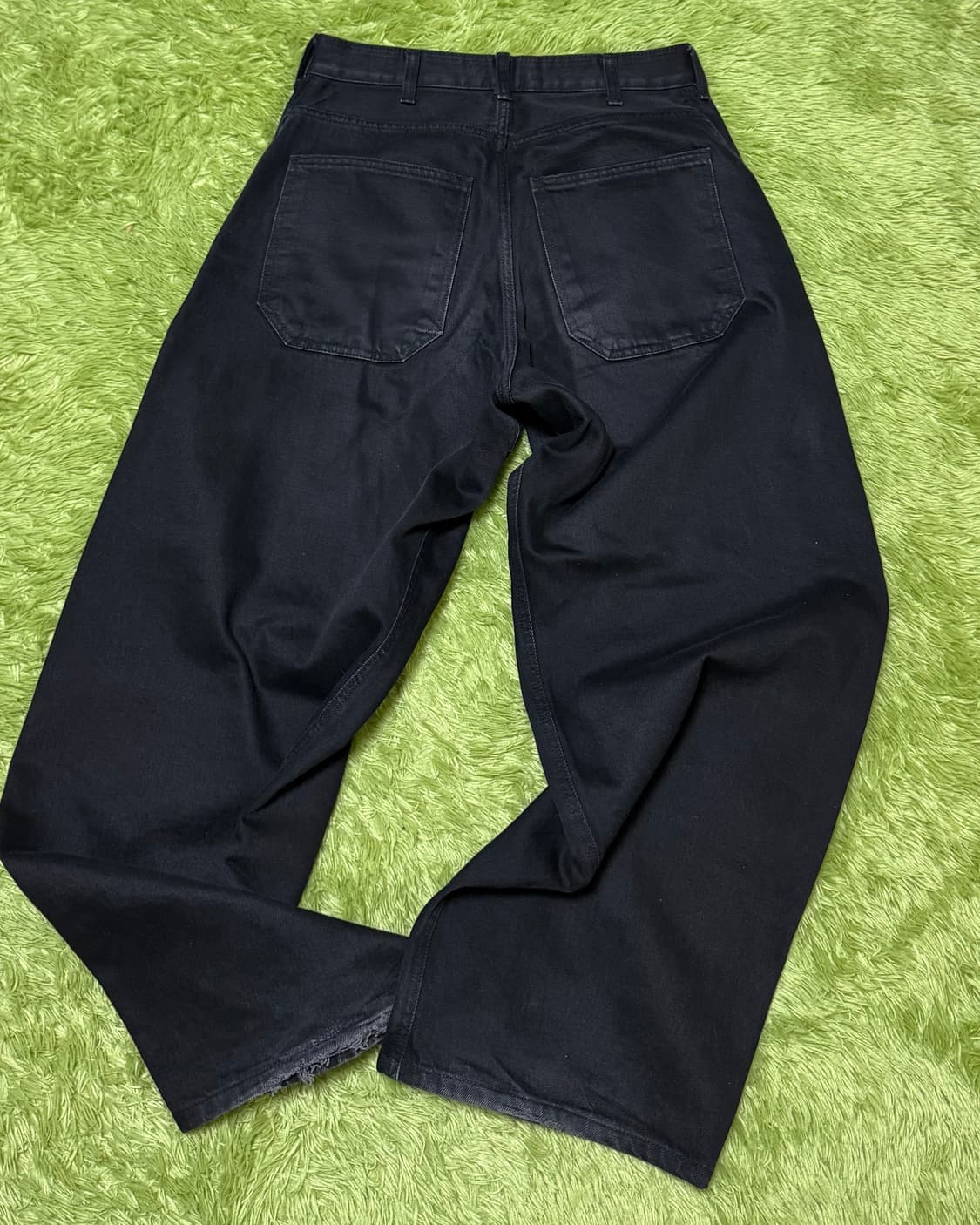 해칭룸 와이드 커브 진 매트블랙 상품이미지1