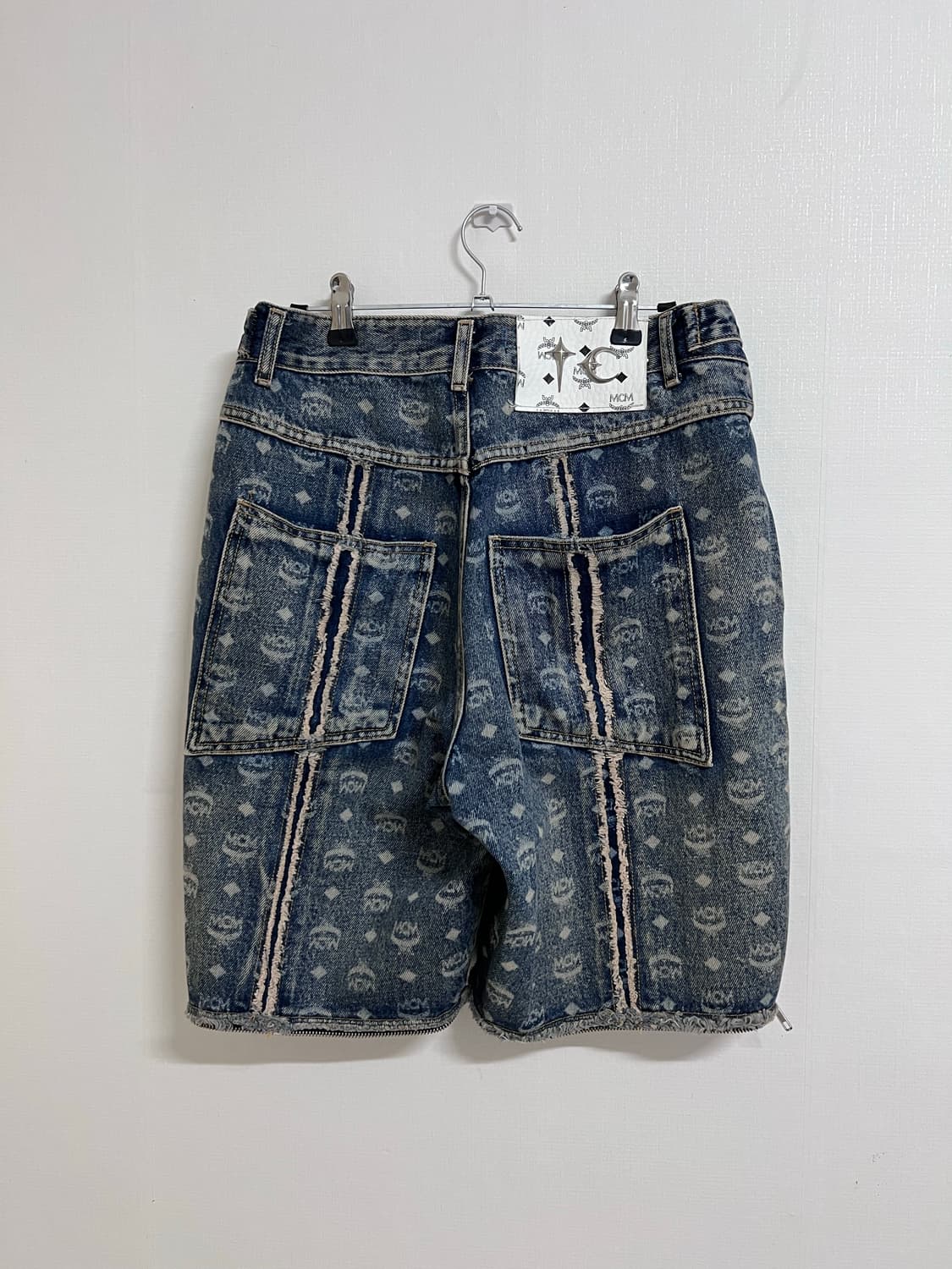 떠그클럽 x mcm 청데님 상품이미지6