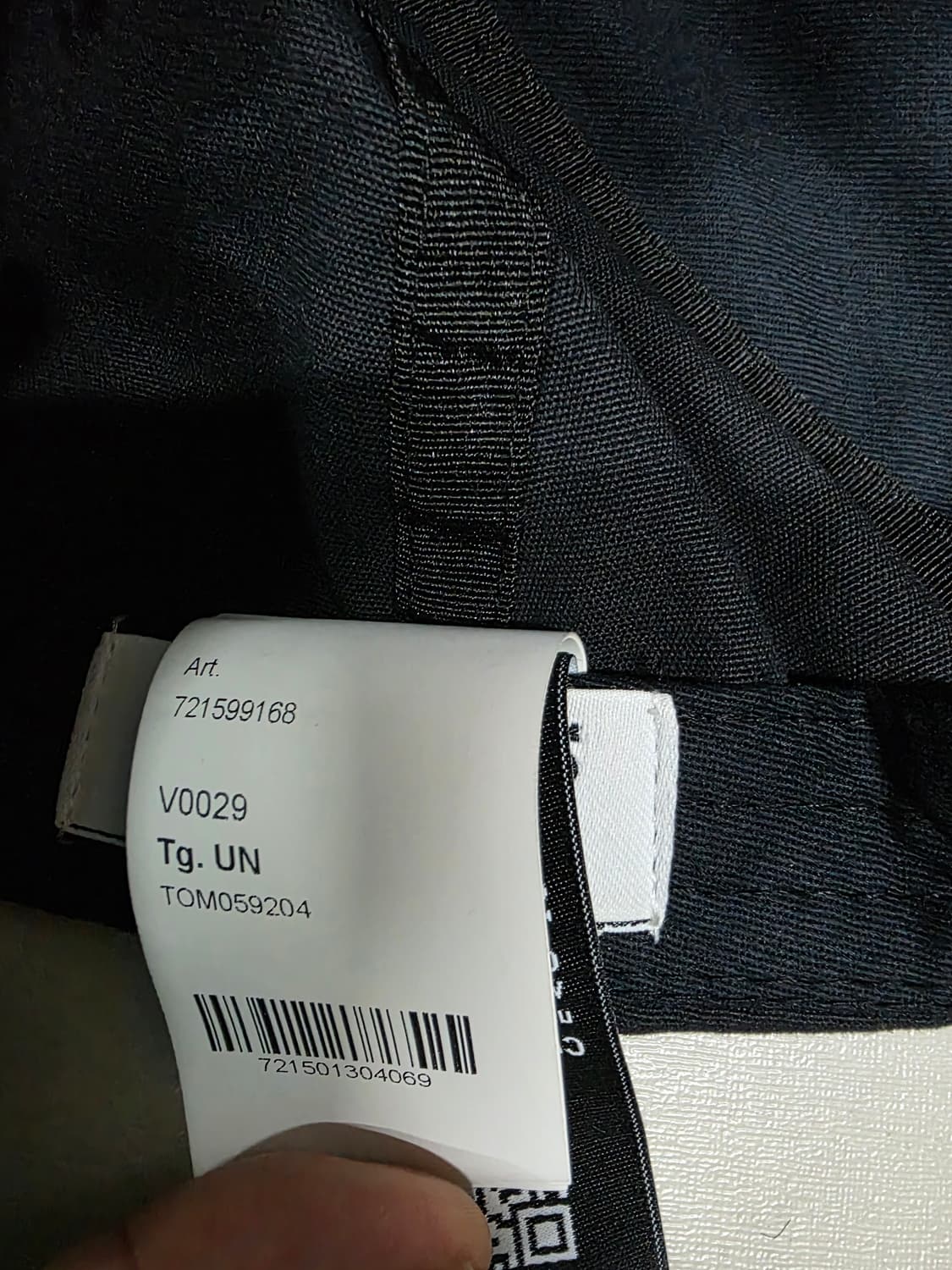 스톤아일랜드 마그넷 볼캡 모자 상품이미지3