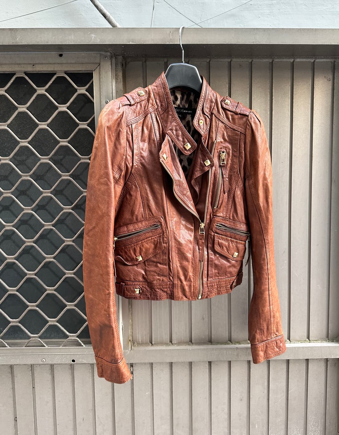 GGPX stud detail lambskin leather jacket 상품이미지1