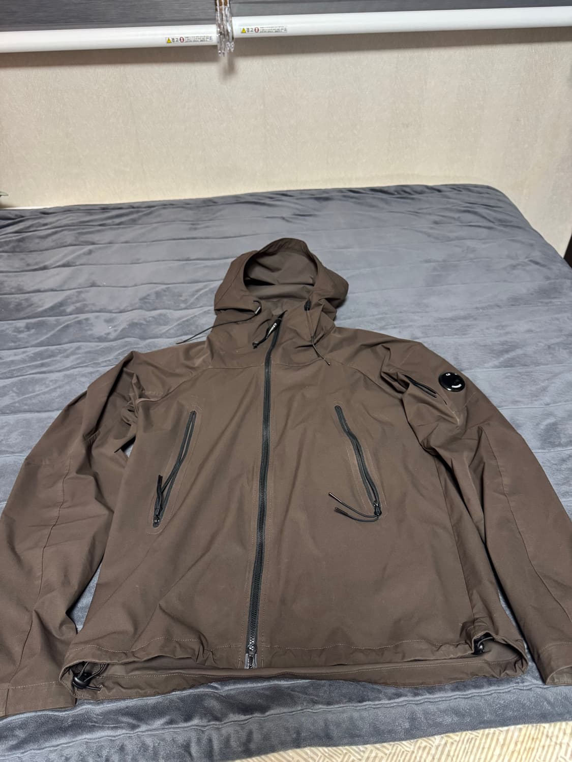 CP컴퍼니 바람막이 eu 50 L사이즈 pro tek 상품이미지1