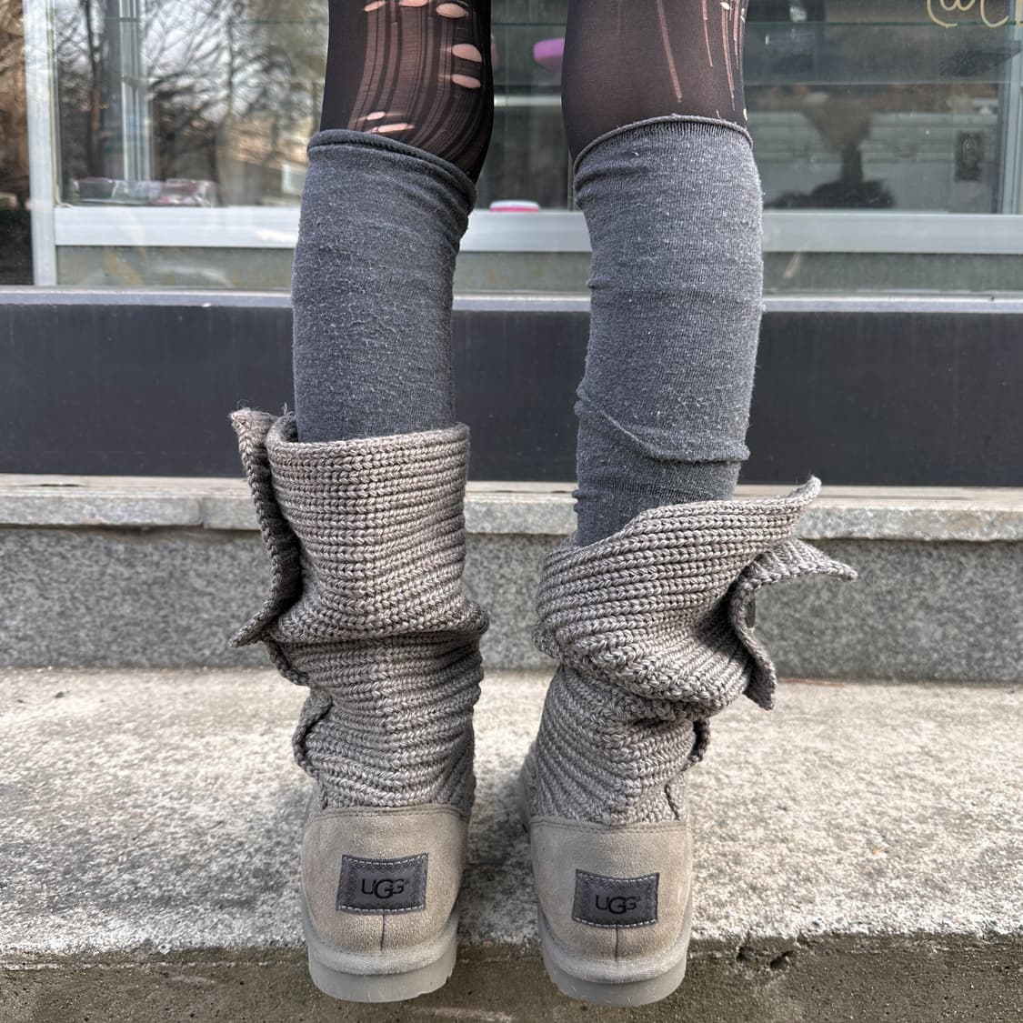 00s 그레이 2 버튼 니트 어그 카디 부츠 상품이미지7