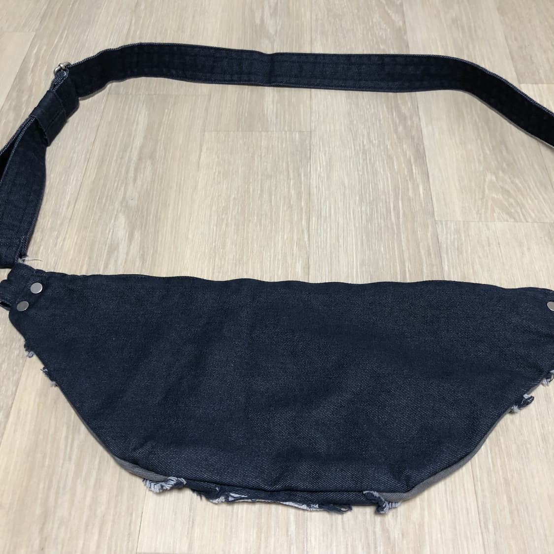 (OS) 비슬로우 퍼플 BESLOW PURPLE 커브드 라인 바디백 상품이미지9