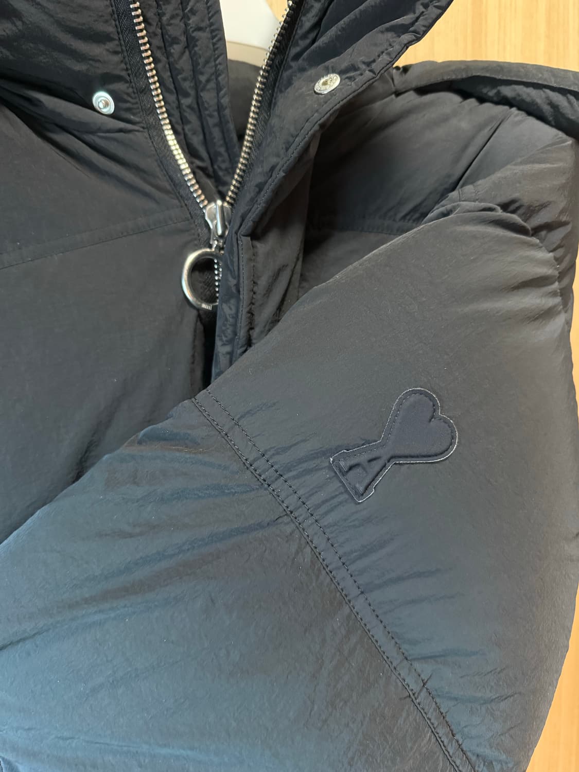 아미 AMI 하트로고 스몰 패딩 s 사이즈 상품이미지3