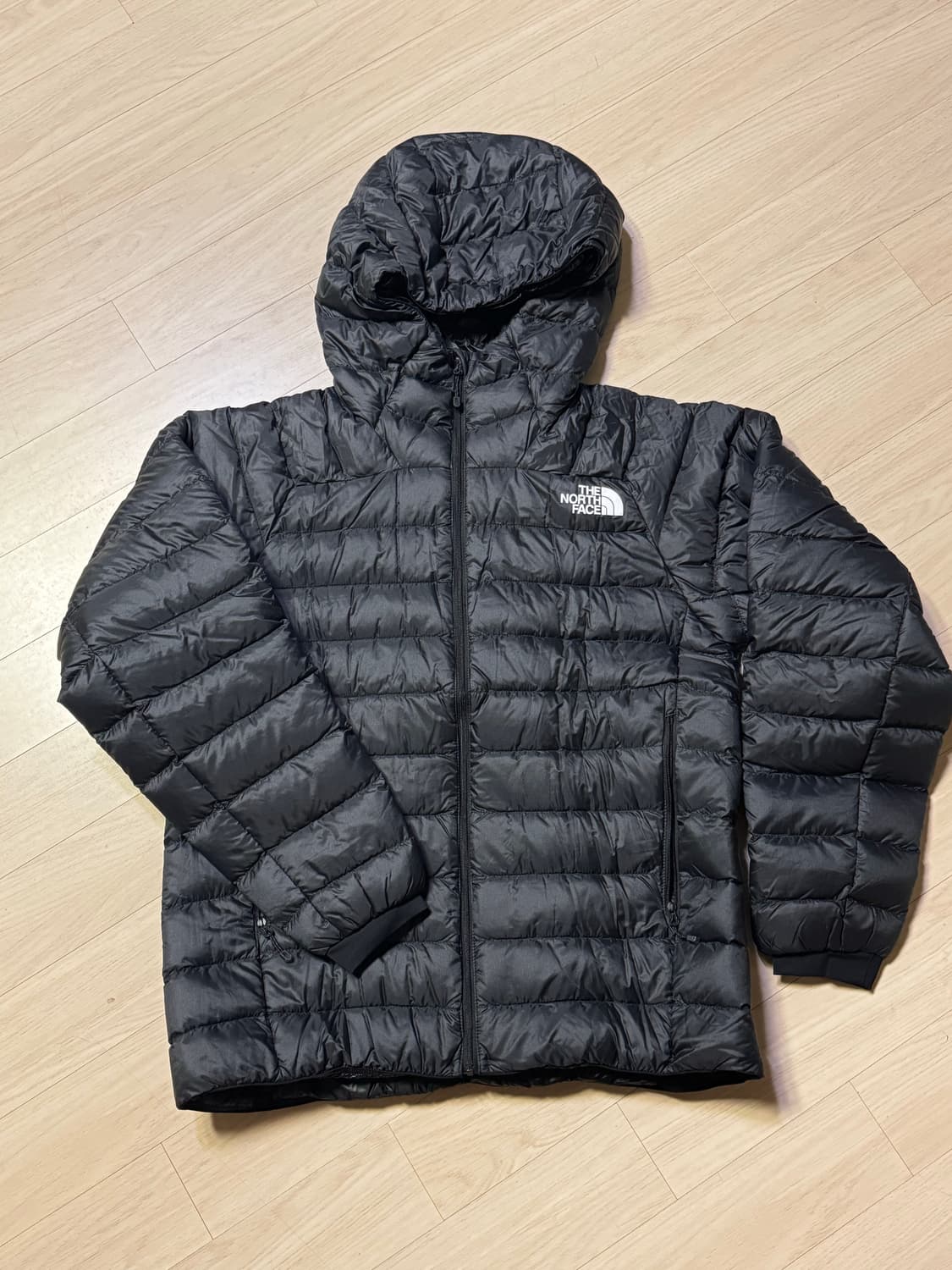 노스페이스 경량패딩 M 상품이미지2