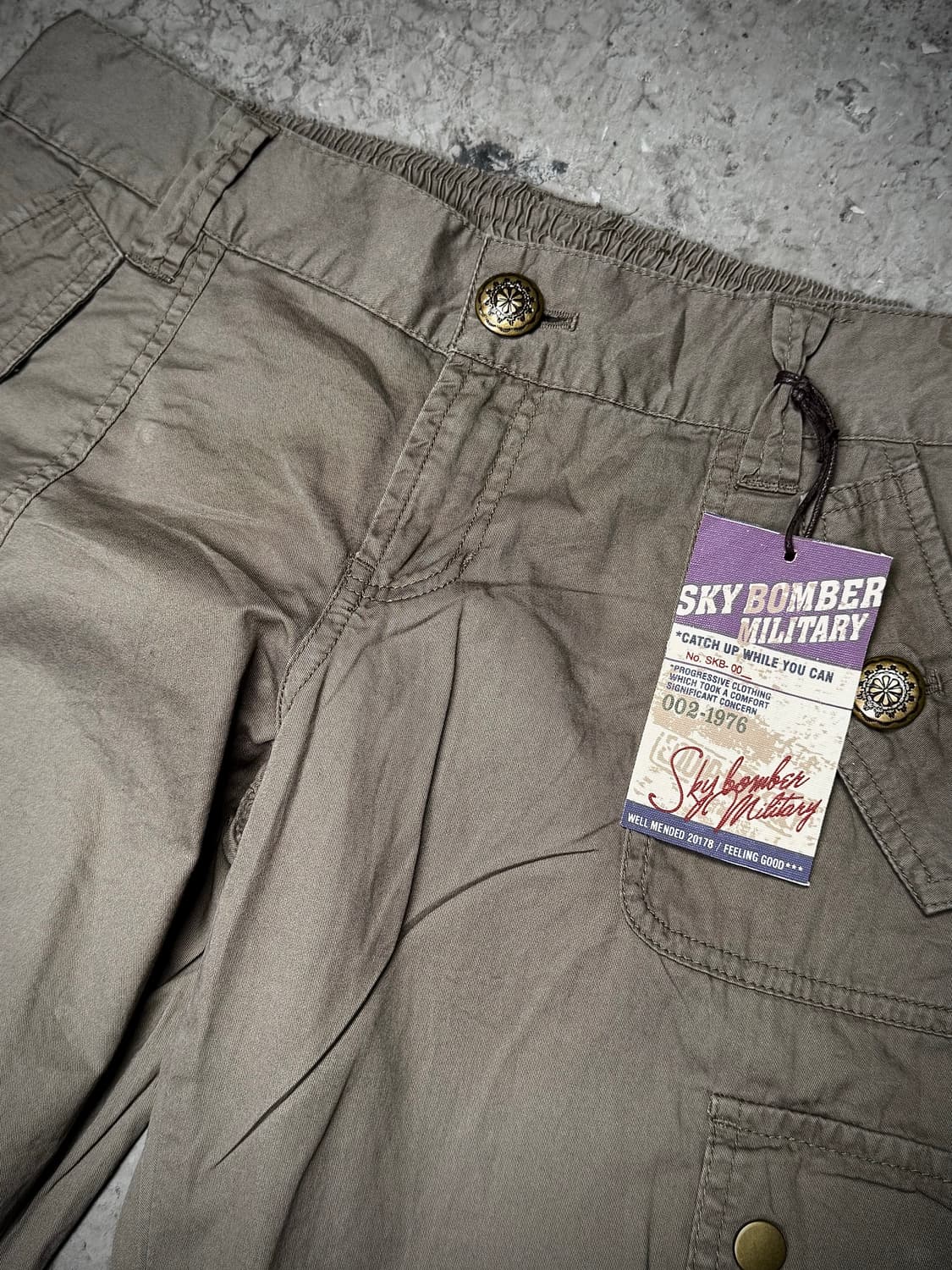 Sky Bomber – Shirred Cargo Capri Pants   상품이미지2