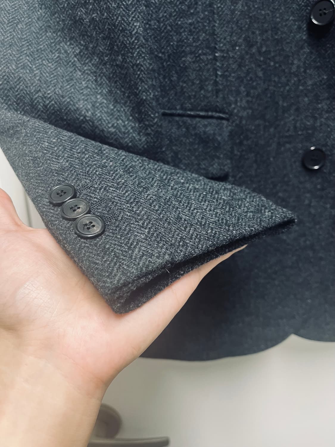 [새제품] 25FW TNGT 울 블렌드 헤링본 자켓 다크 그레 095 상품이미지8