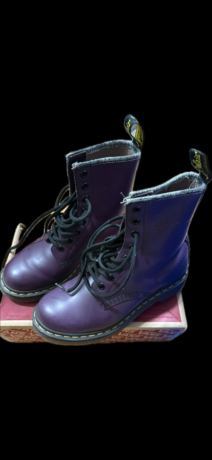 닥터마틴 퍼플 8홀 uk4 상품이미지1