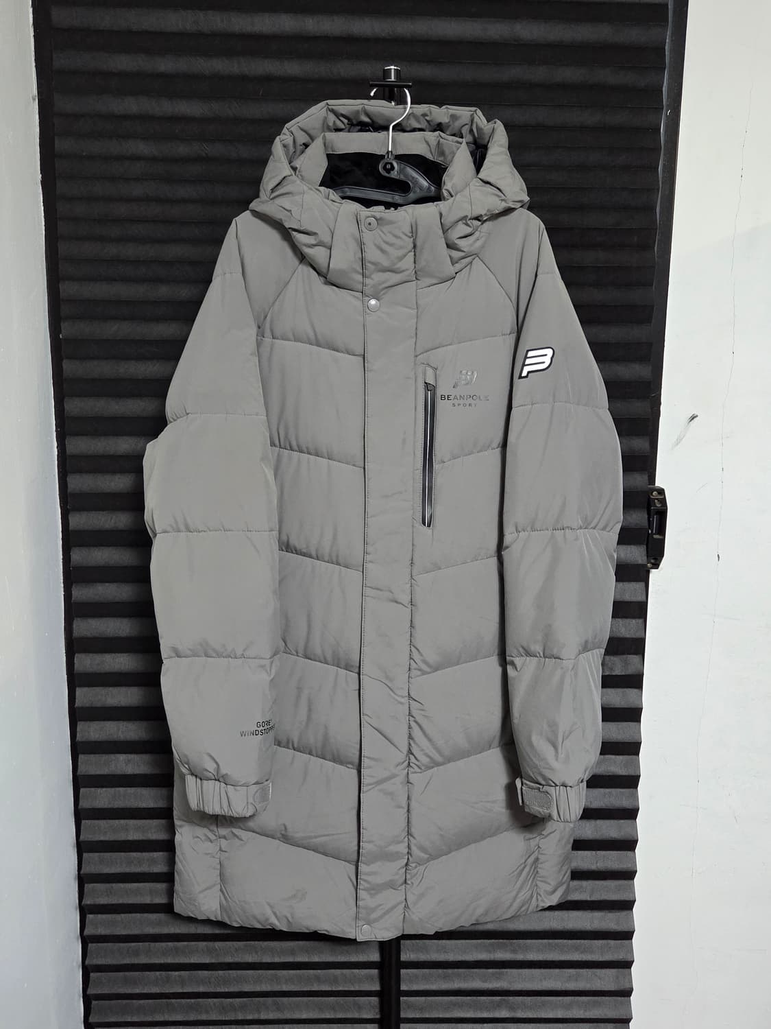 [빈폴] 구스다운 하프롱패딩 판매합니다. 상품이미지1