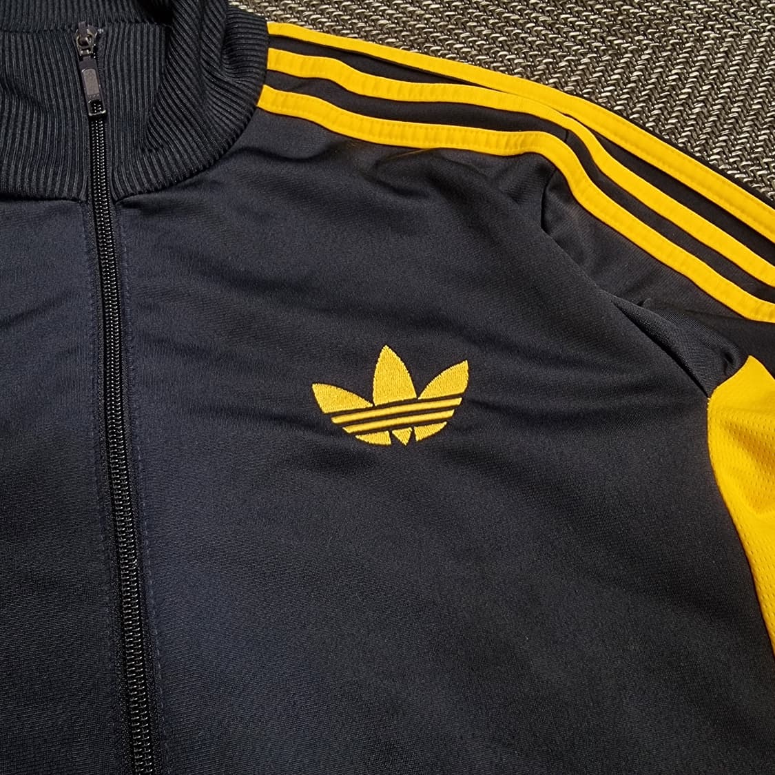 아디다스 유로파 스트릿 다이버 져지 네이비 옐로 상품이미지3