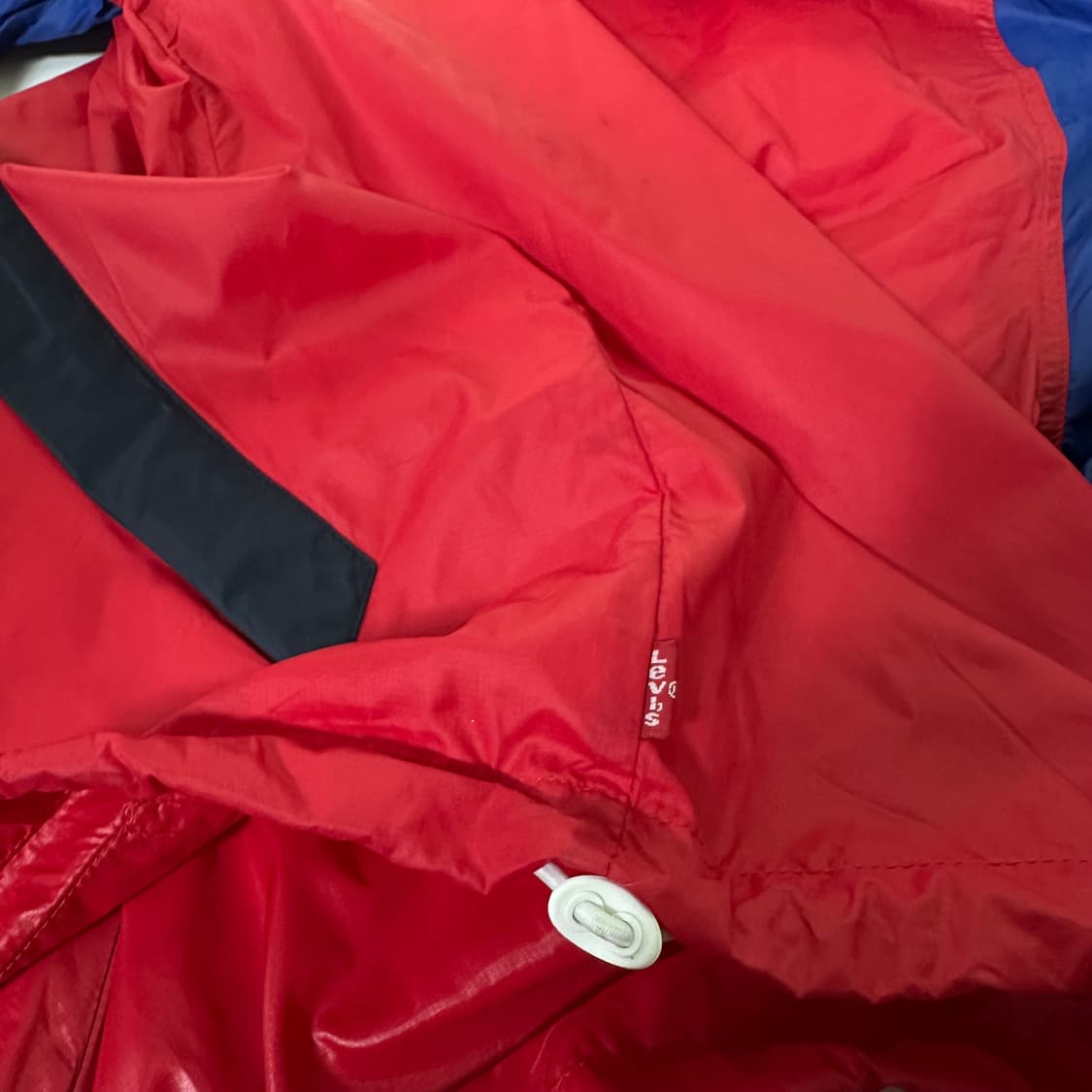 M 100 리바이스 나그랑 멀티컬러 웜후드 경량바람막이 상품이미지6