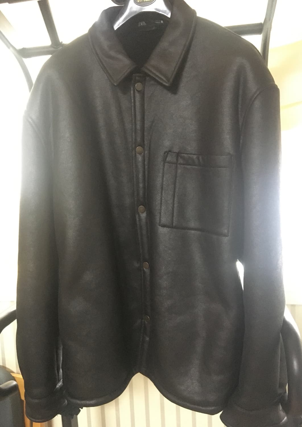 자라 가죽자켓 블랙 판매합니다 상품이미지3