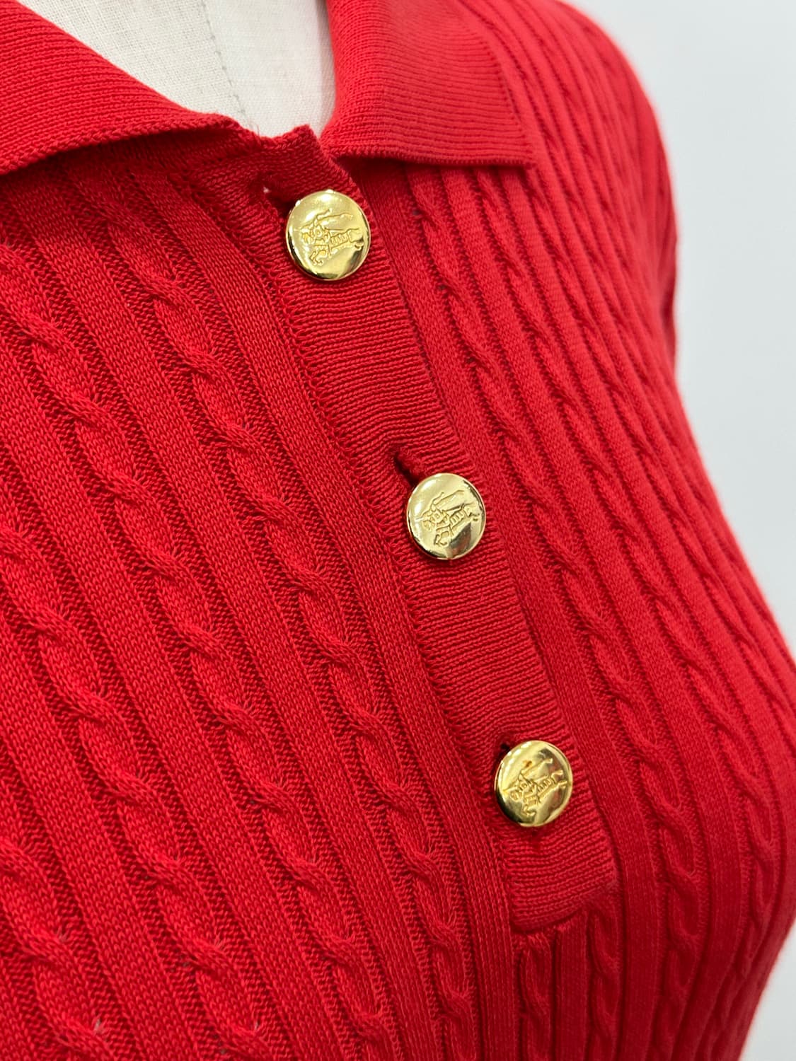 버버리 빈티지 금장 버튼 니트 상품이미지7
