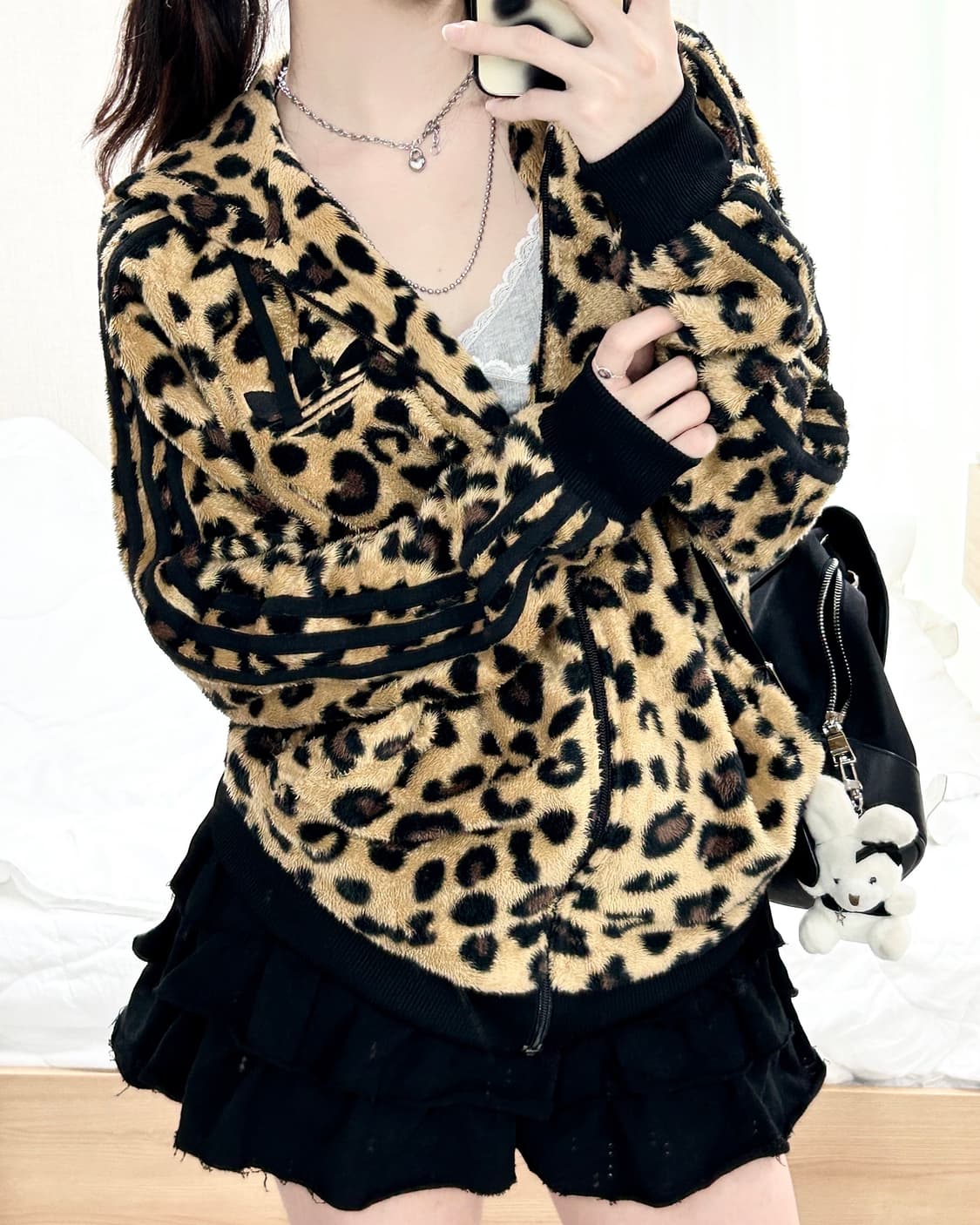 아디다스 빅로고 레오파드 플리스 후드집업 상품이미지1