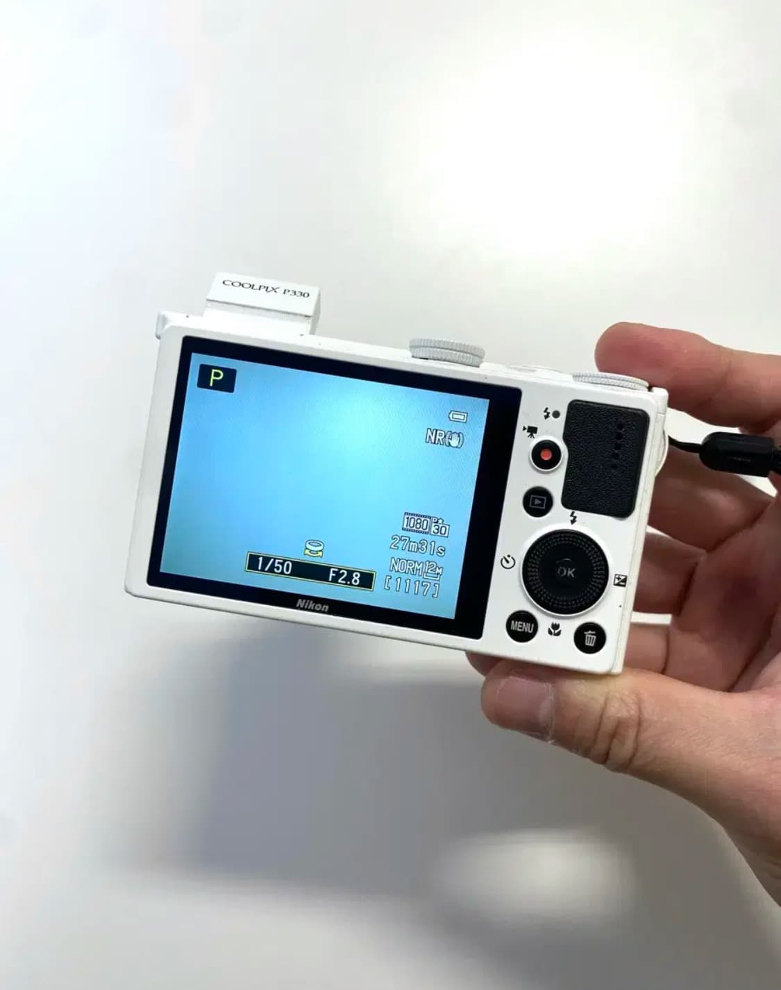 니콘 쿨픽스 P330 디지털 카메라 상품이미지3
