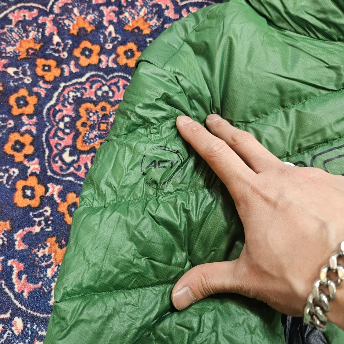 케이투(K2) ACT by K2 센터로고 거위털 경량패딩 100 상품이미지3