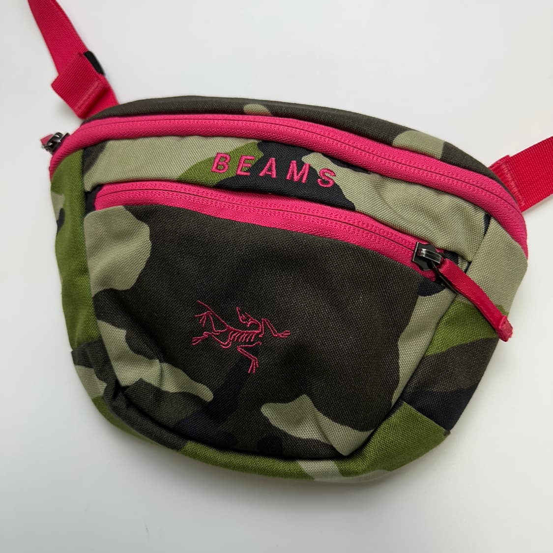 ARC'TERYX MAKA 1 아크테릭스 빔즈 마카 1 숄더백 상품이미지3