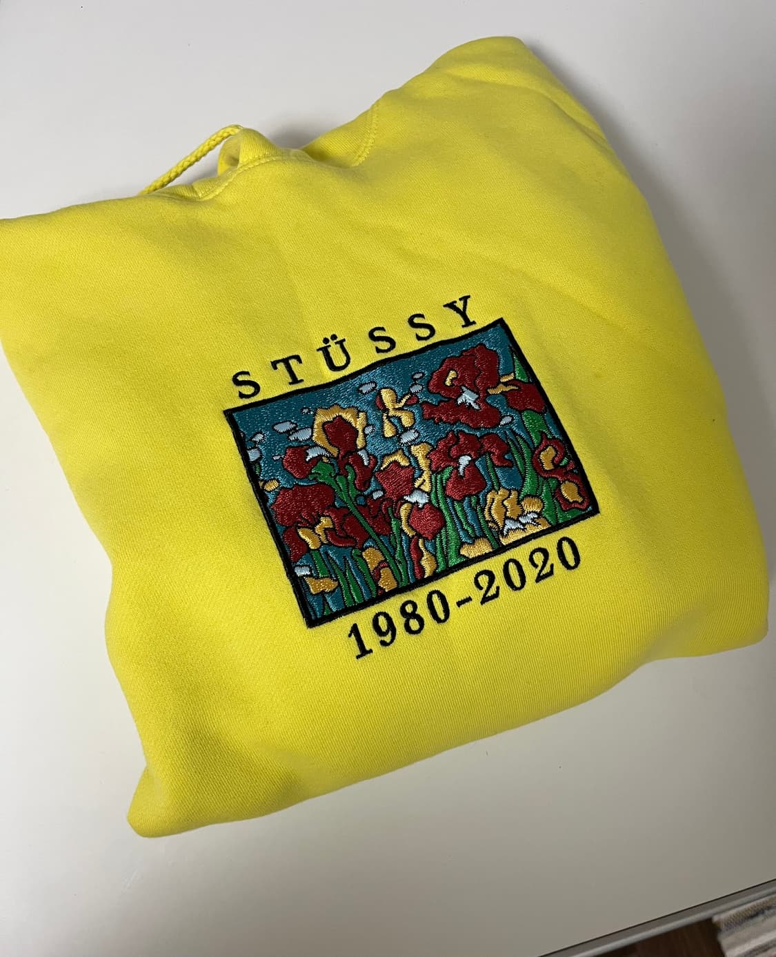 스투시 아이리스 자수 후드티 S 상품이미지1