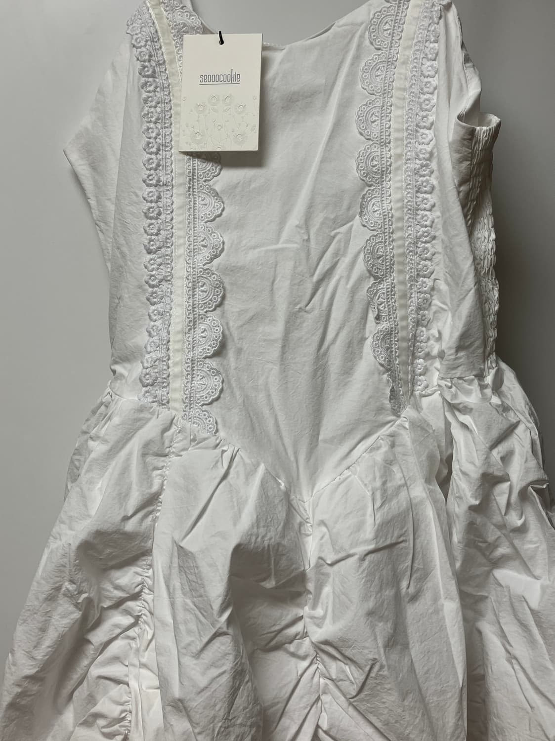 서쿠키 휘핑 화이트 드레스 새상품 상품이미지2