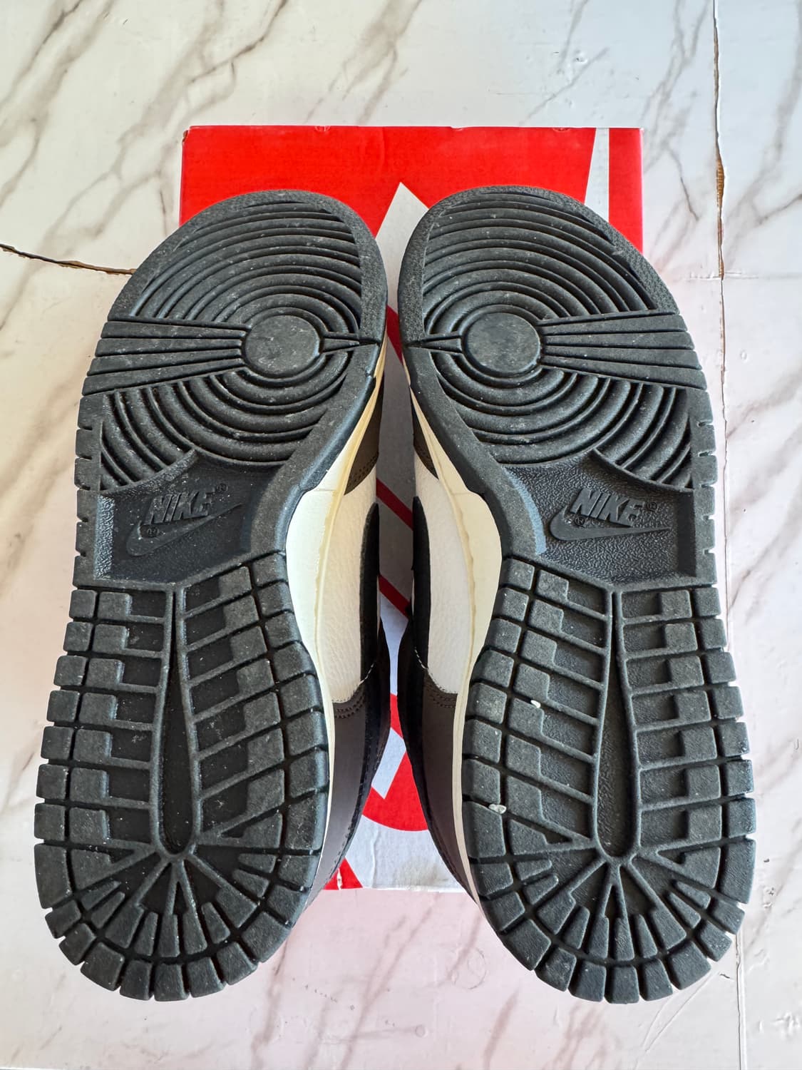 나이키 덩크 로우 레트로 네이쳐 바로크 브라운 화이트 265 팝니다 상품이미지4