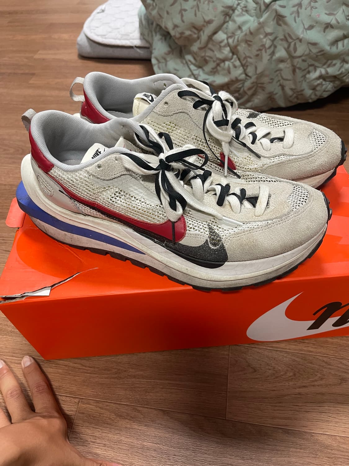 295-300