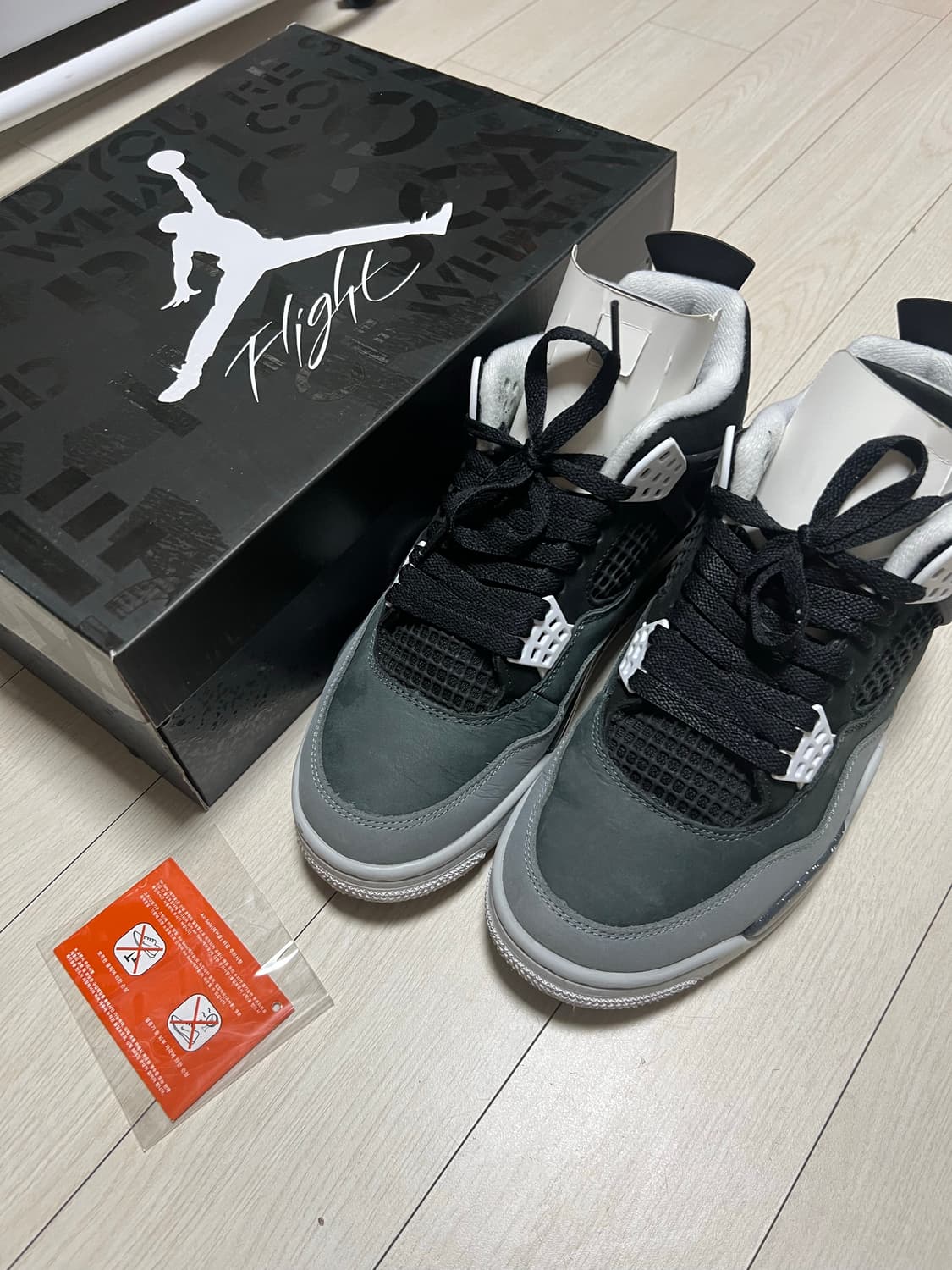 조던4레트로피어팩2024 260사이즈 상품이미지10