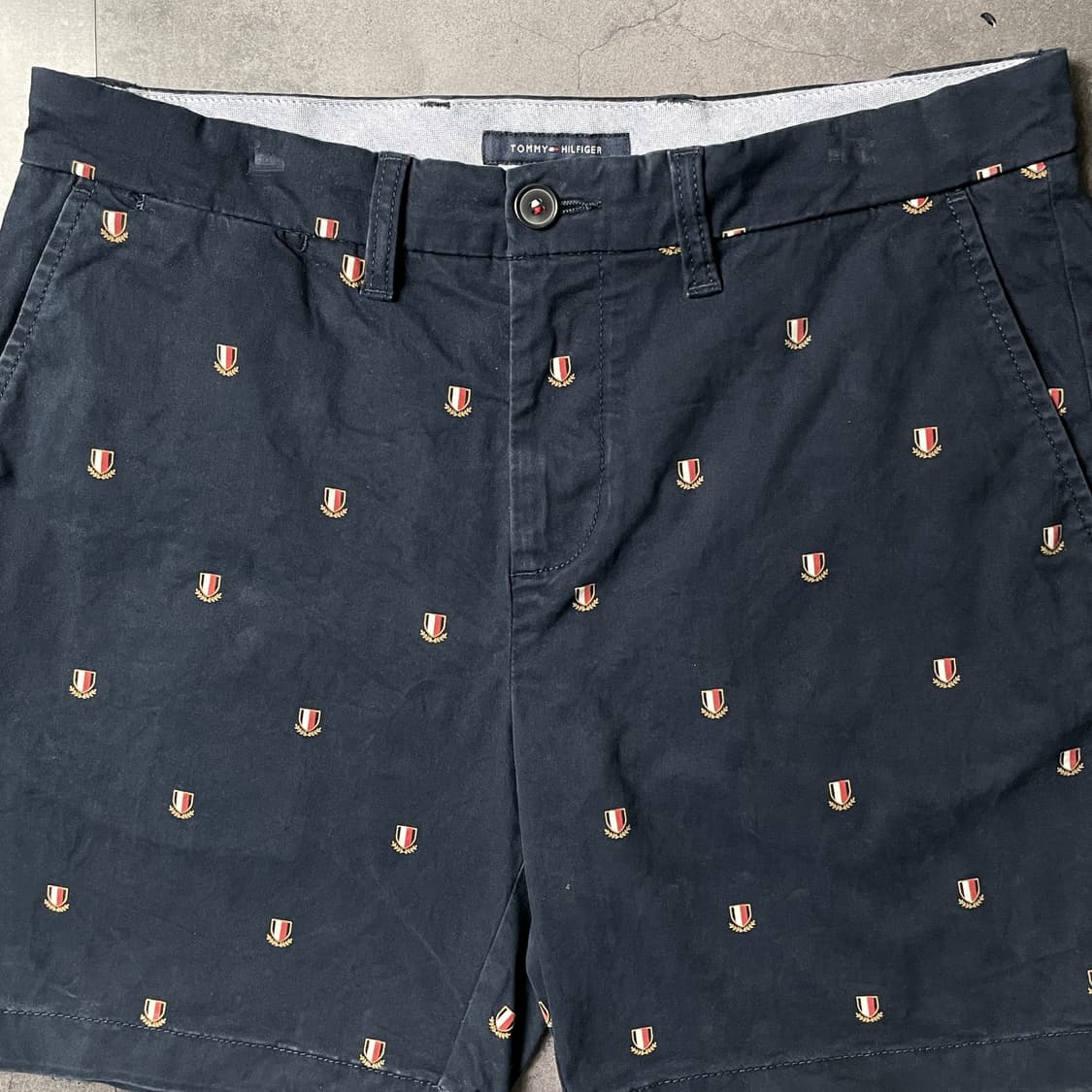 TOMMY HILFIGER 토미힐피거 그래픽 하프팬츠 A01196 상품이미지2