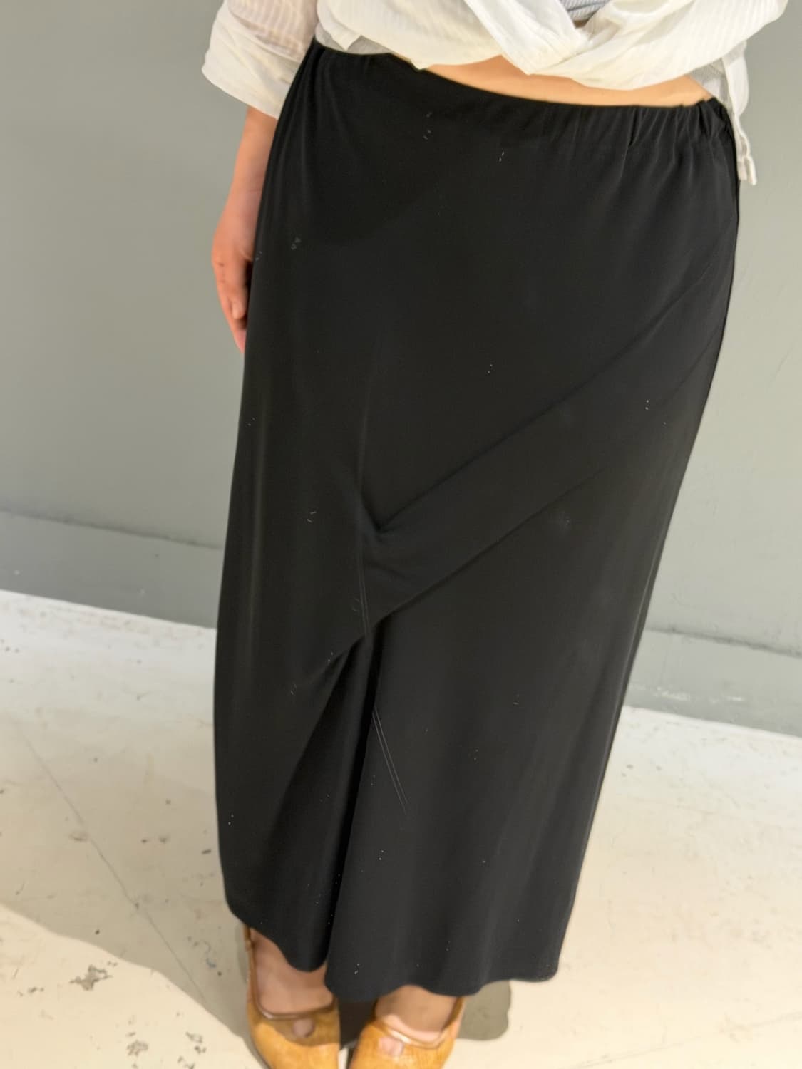 Drape wrap design maxi skirt 상품이미지3