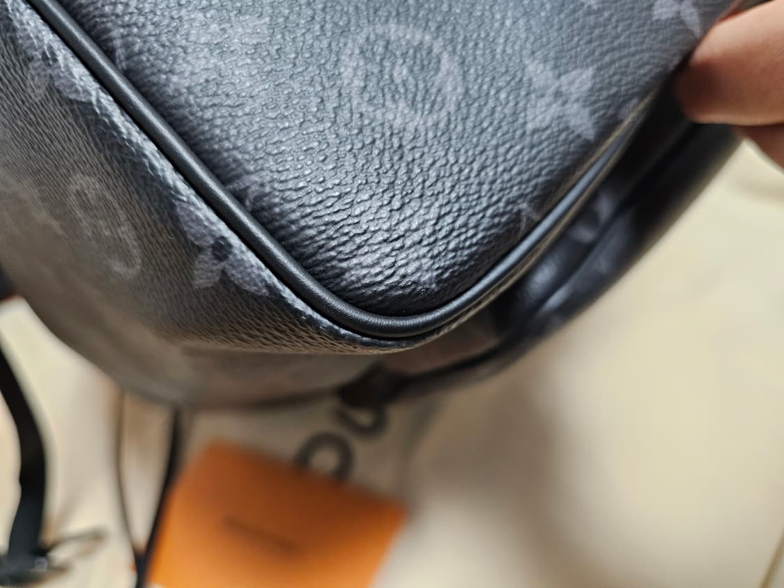 루이비통 퍼렐 이클립스 몽수리 백팩 신형 25년1월 상품이미지9