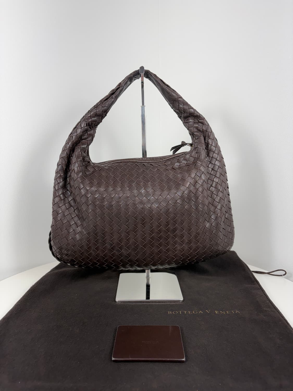 보테가베네타 인트레치아토 브라운 스몰 호보백 숄더백 상품이미지1