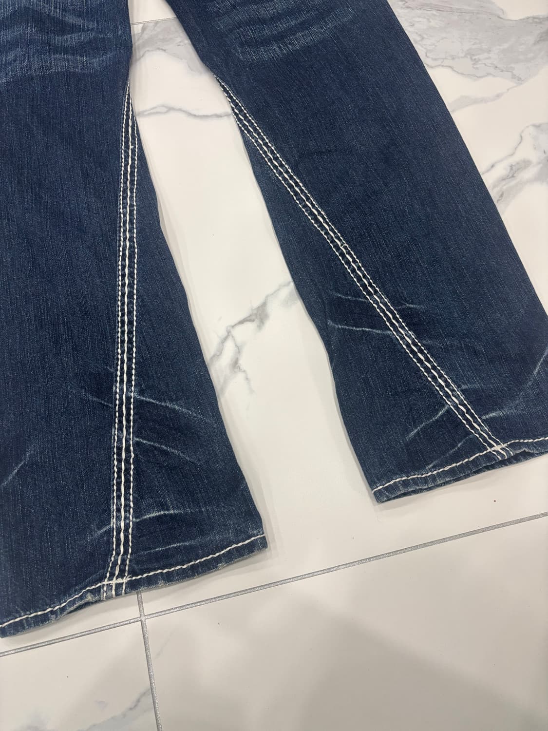 트루릴리젼 빅티 스파이럴 스티치 데님 상품이미지4