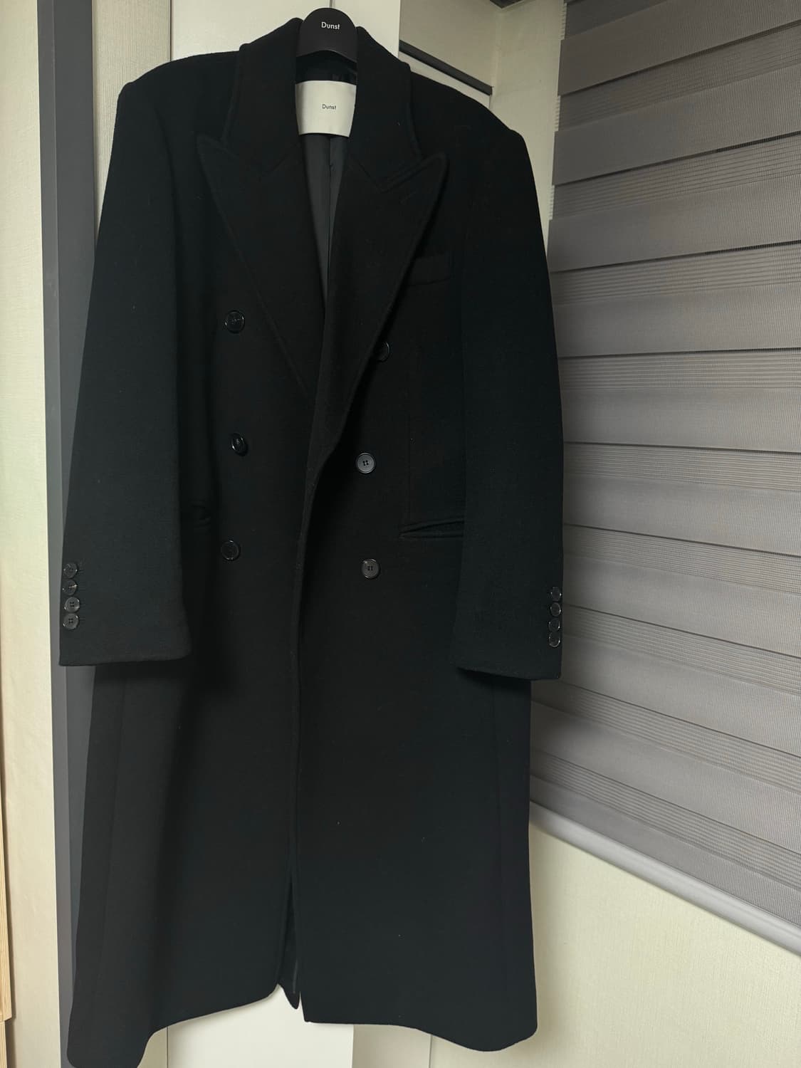 던스트 더블코트 블랙 상품이미지2
