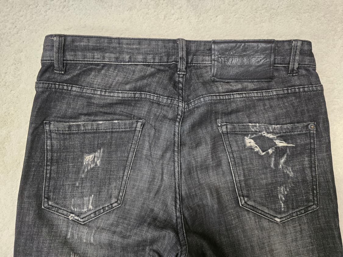 디스퀘어드2 남자 청바지.   싸이즈 32. 상품이미지5